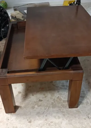 Mesa TV elevable de madera,