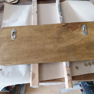 Colgador de pared para 4 o 6 gafas y llaves