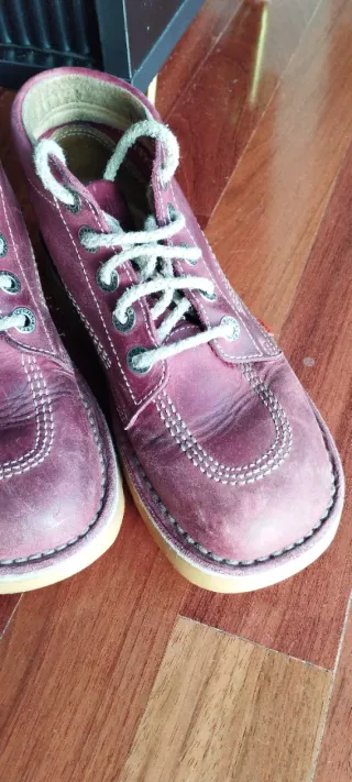 Kickers granates talla 38