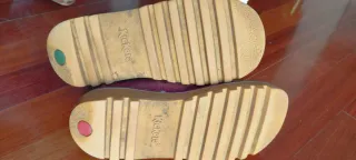 Kickers granates talla 38