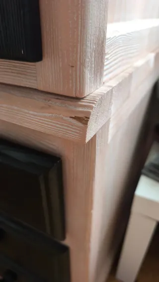 Armario puertas y cajones madera y espejo