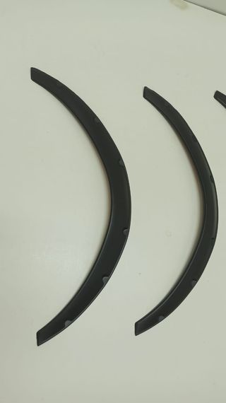 477-ALETINES UNIVERSALES PARA TODO TIPO DE VEHÍCUL