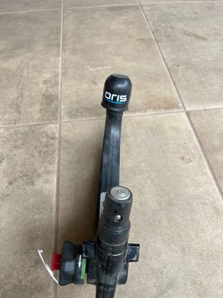 Bola de remolque vertical ORIS