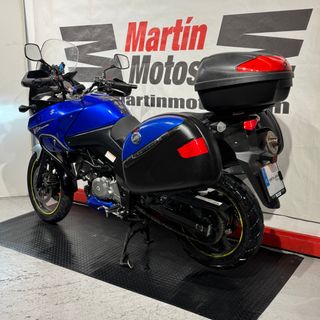 SUZUKI V-Strom 650