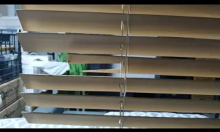 Cortinas venecianas madera roble