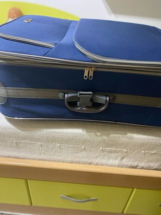 Maleta de viaje azul