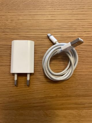 Adaptador y Cable Cargador Apple
