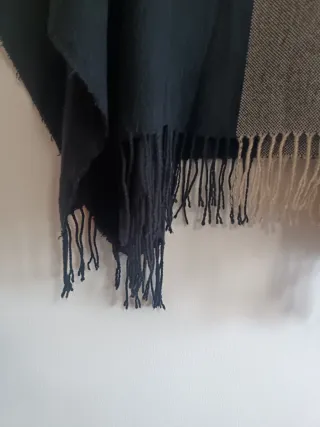 Poncho Oysho Punto Bicolor Mujer