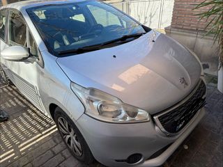 Peugeot 208 2014