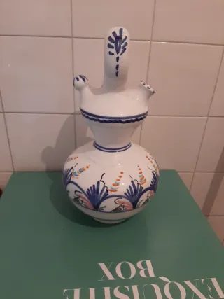 Jarrón botijo de cerámica pintado