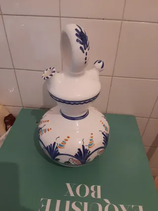 Jarrón botijo de cerámica pintado