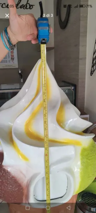 Bidone gelateria cono gelato