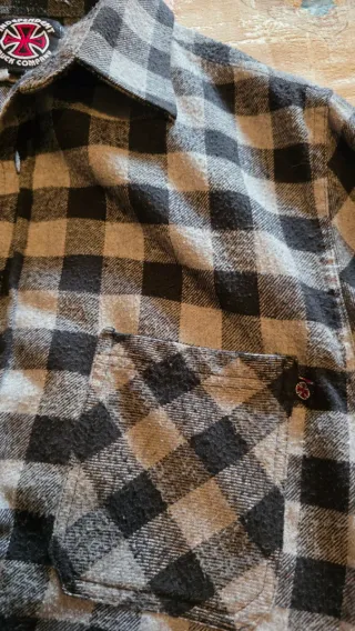 Camisa de cuadros Independent