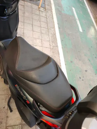 Piaggio Beverly Y 300 Hp-E