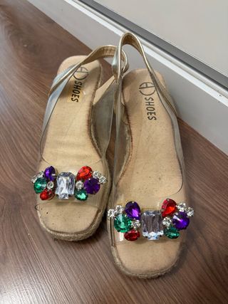 Sandalias AD Shoes Doradas Decoradas