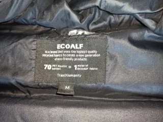 Chaleco Ecoalf con capucha
