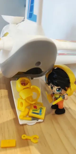 Avión Pin y Pon action emergencia + muñeca regalo