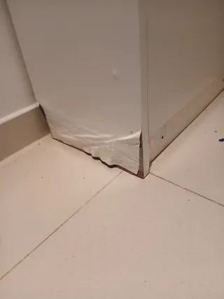 Zapatero blanco de plástico