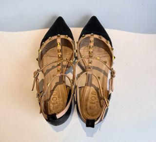 Zapatos Lodi Negros y Nude Tacon Bajo