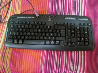 Teclado Logitech Negro