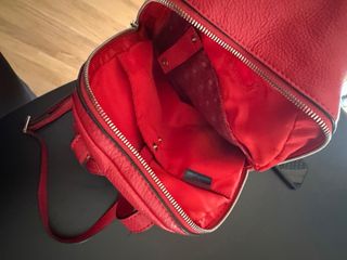 Zainetto Piquadro rosso in pelle