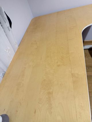 Escritorio de madera y metal altura regulable