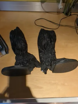 Cubrebotas agua moto