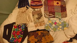 Lote de bolsos variados diseños y modelos
