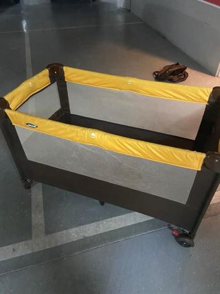 Cuna de viaje plegable