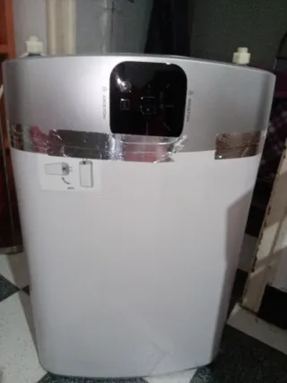 Calentador Ariston 25L