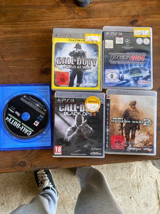 Lote 4 Giochi PS3: Call of Duty e PES 2014
