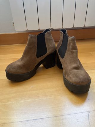 Botines ante marrón talla 37