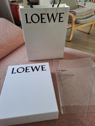 Caja Loewe Aire Perfume