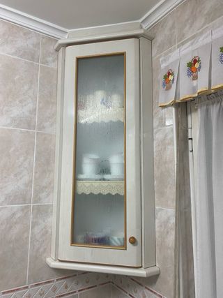 Mobiliario de Cocina Blanco y Marrón