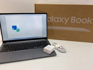 pc portatil samsung galaxybook 4