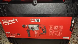 Martillo Percutor Milwaukee M18 BLHX-502X