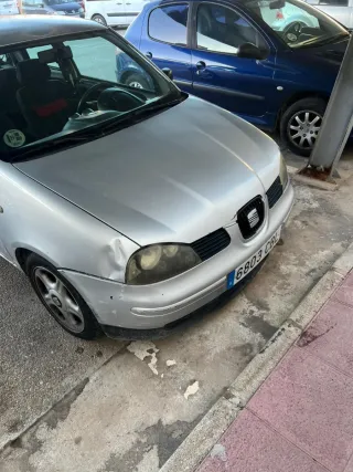 SEAT Arosa 2003