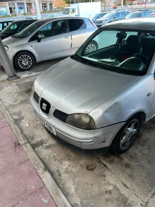 SEAT Arosa 2003