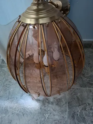 Lámpara colgante cristal y metal dorada