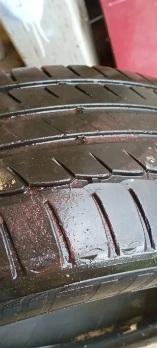 Neumático Michelin 215/55 R17