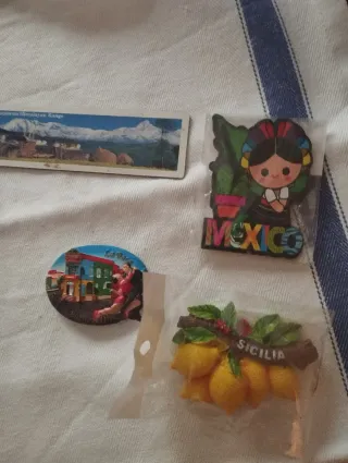 Magneti souvenir varie località