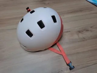 Casco de bici infantil rosa y blanco 48-52cm