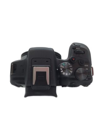 camara digital evil canon eos r10