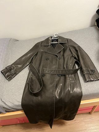 Gabardina Larga Piel Vintage Stradivarius