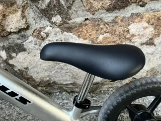 Bicicleta Balance bike marca Vitus para niños