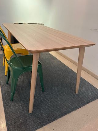 Mesa Ikea LISABO madera