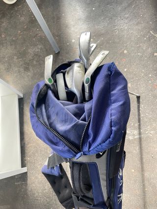 Bolsa de golf Callaway + palos de regalo