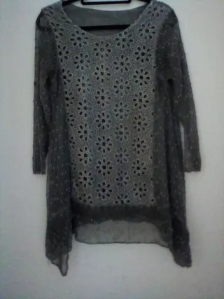 Camiseta manga larga gris floral