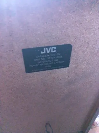 Altavoces JVC Grises y Azules