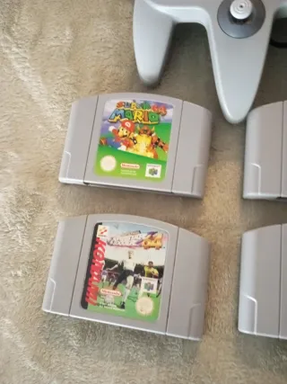 Consola Nintendo 64 Gris + 4 Juegos